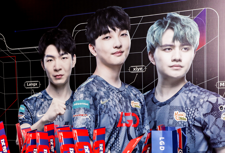 跨四大联赛 跨四大联赛