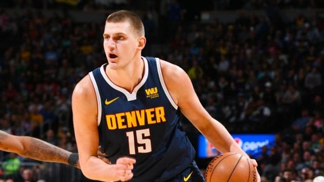 更展现了中 更展现了中