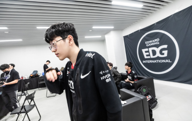 轻选手补强 轻选手补强